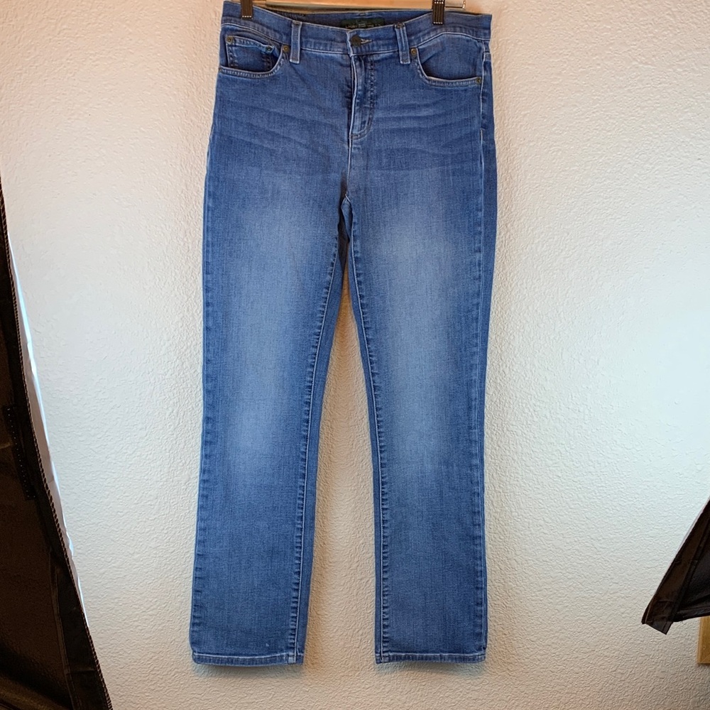 Ralph Lauren Women's classic straight jean sz 8 medium wash midrise work *flaw